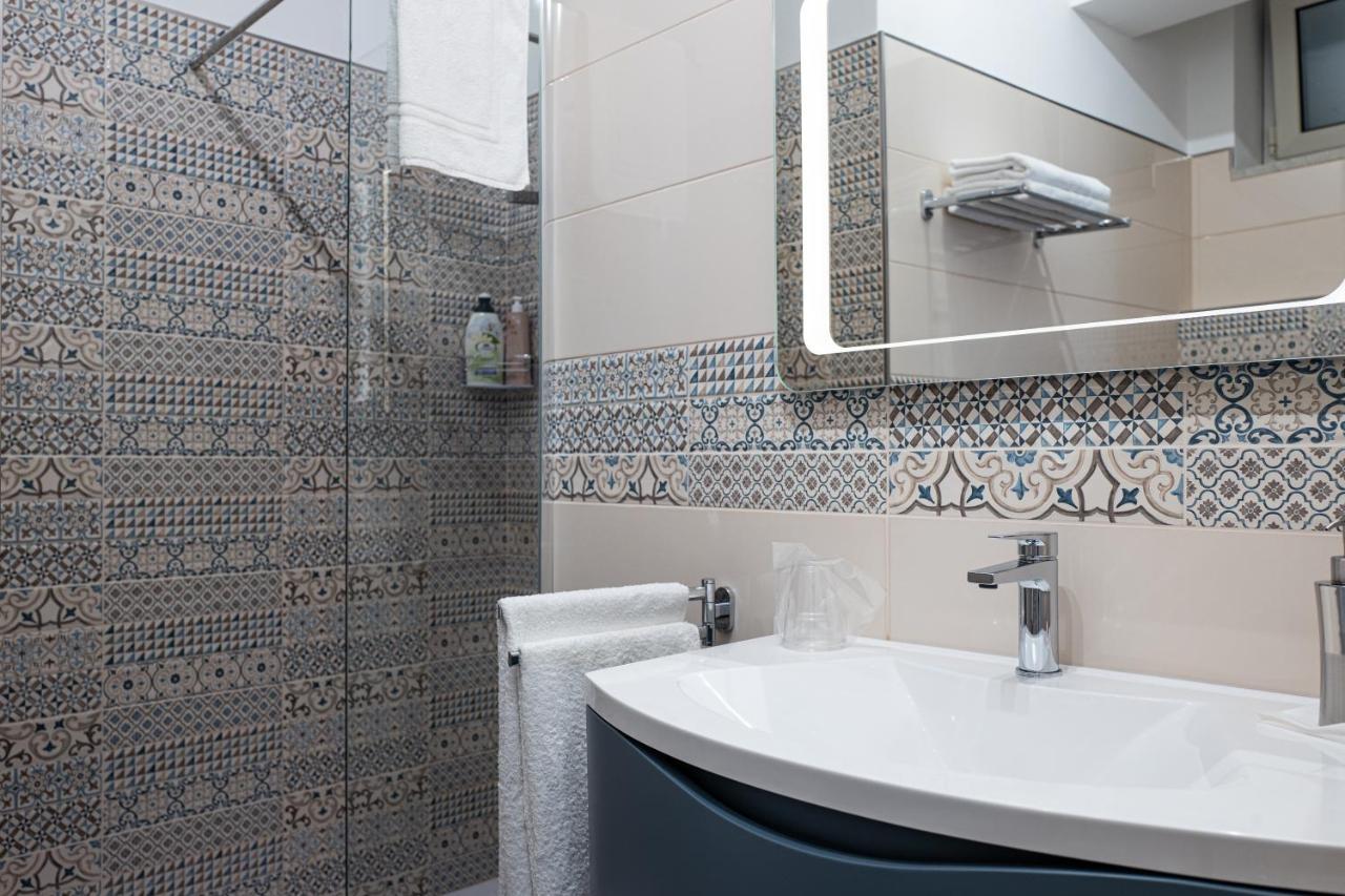 A Due Passi - Guest House Santo Stefano di Camastra Extérieur photo